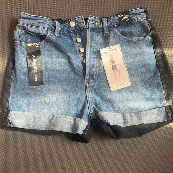 Simple Society High rise color block shorts - Picture 1 of 2